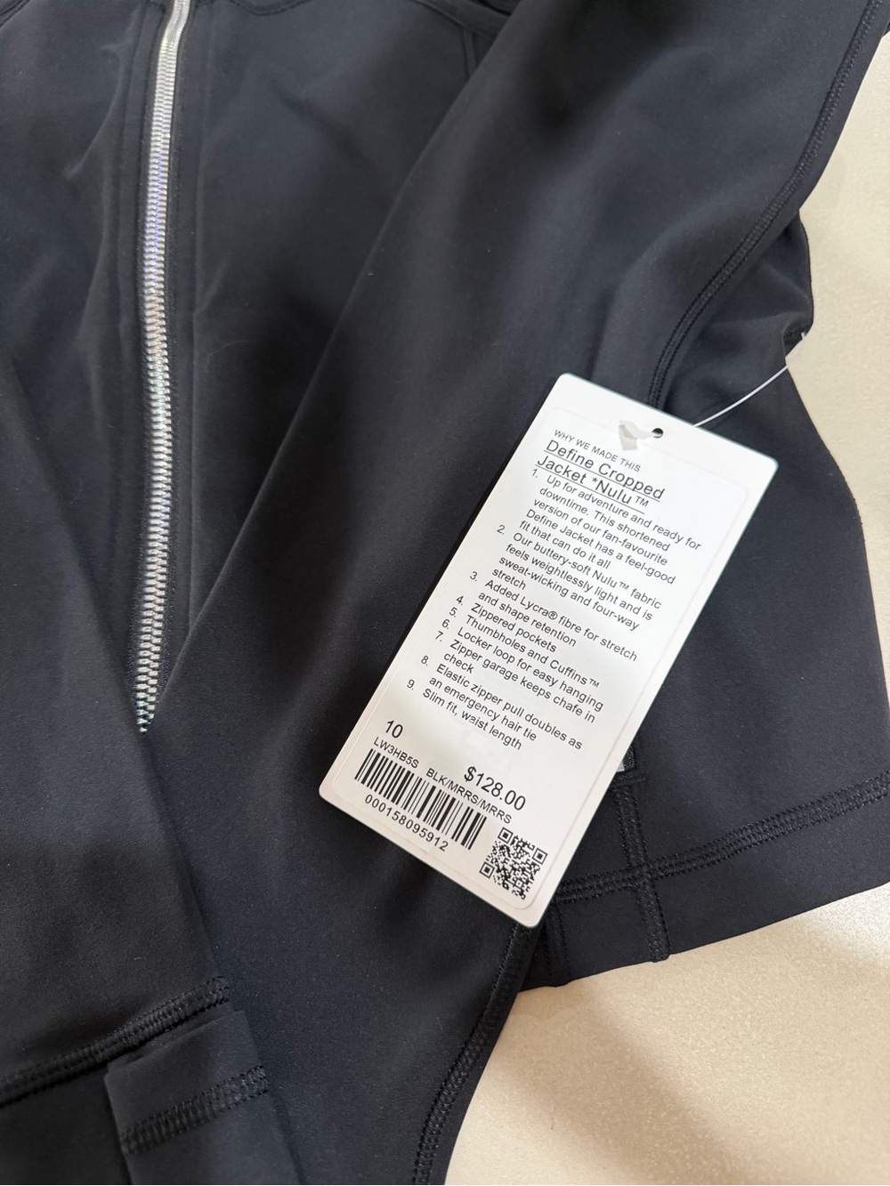 lululemon athletica Black Cropped mirror Zip Jacket Size 10 NWT - Picture 2 of 4
